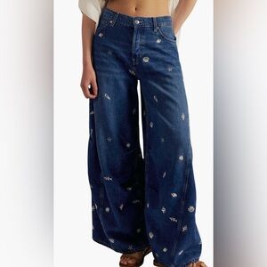 Free people We The Free Westward Embroidered Jeans Sz 25